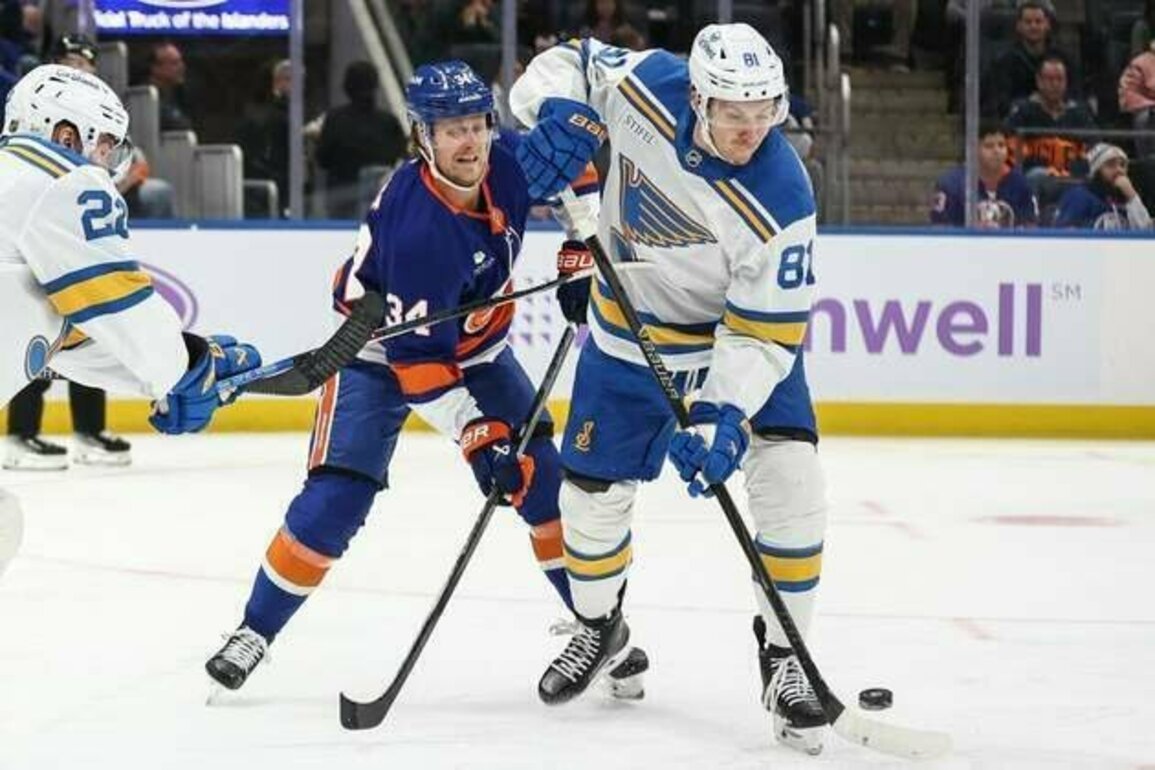 Jordan Binnington, Blues get past Islanders