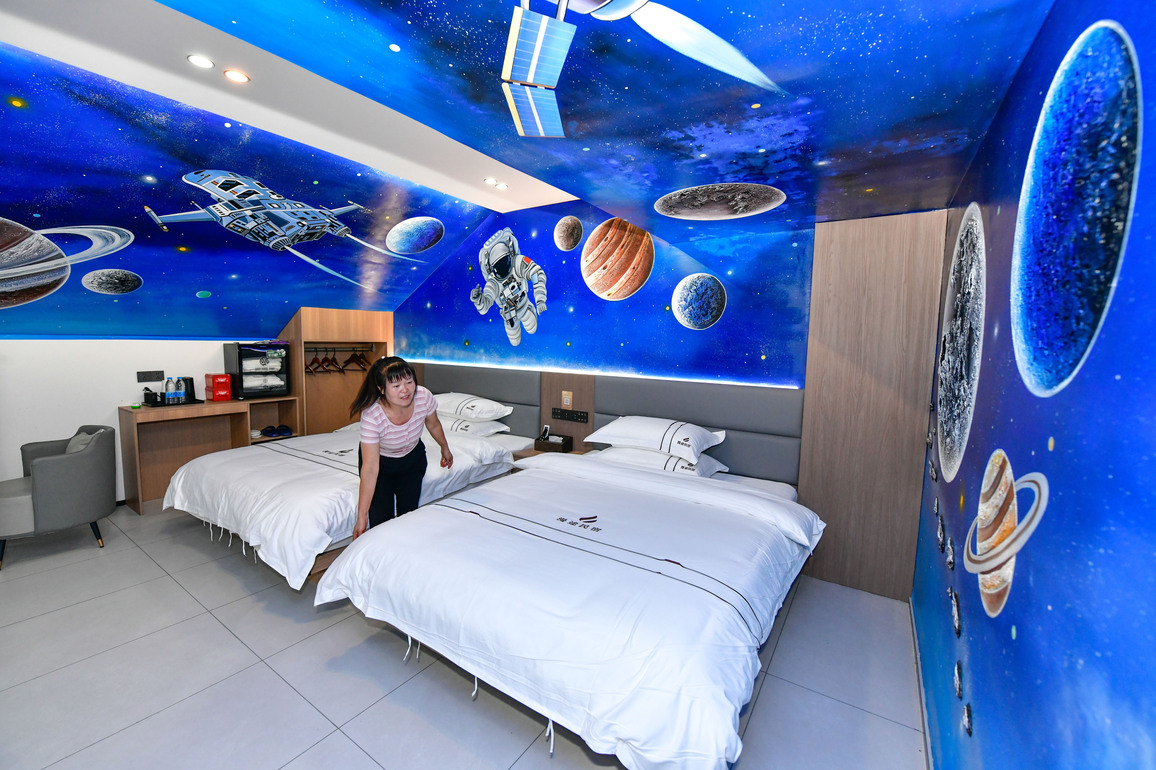 (GloriousGuizhou) CHINA-GUIZHOU-KEDU TOWN-"ASTRONOMY TOWN" (CN)