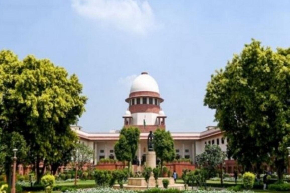SC adjourns hearing of conman Chandrasekhar's wife Leena Paulose's plea in Rs 200 crore case