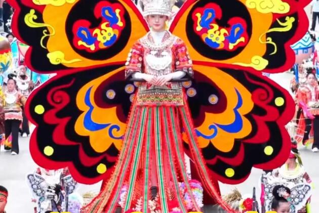 Never-seen parade wows audience in SW China's Guizhou