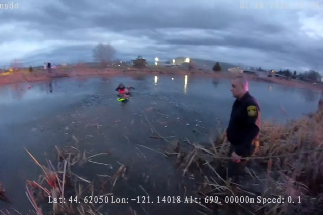 Bodycam shows Jefferson County deputies wade into frigid pond to rescue teens who fell through ice