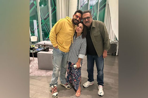 'Happy New Year' reunion at IIFA, Farah Khan shares pics