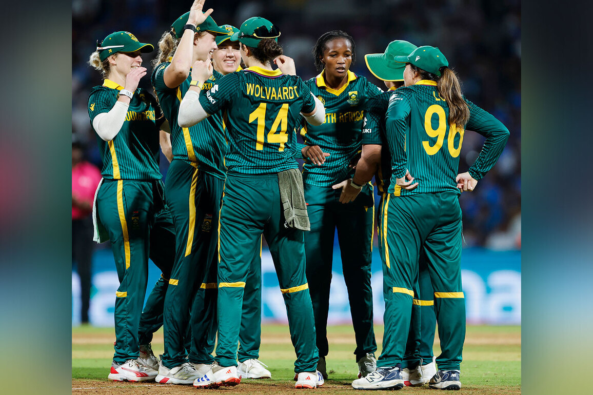 Debutant Reyneke's last-ball six seals win for SA against NZ in series opener