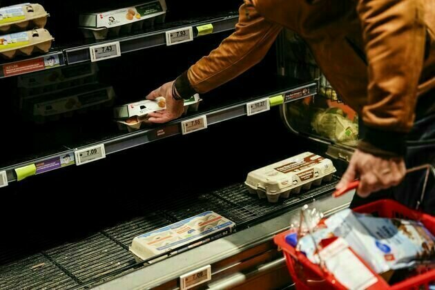 Canadian retailers are seeing a surge in domestic sales amid the 'Buy Canadian' movement