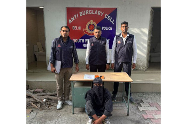 Delhi Police bust interstate cyber gang using fake gas alerts, APK; 4 held