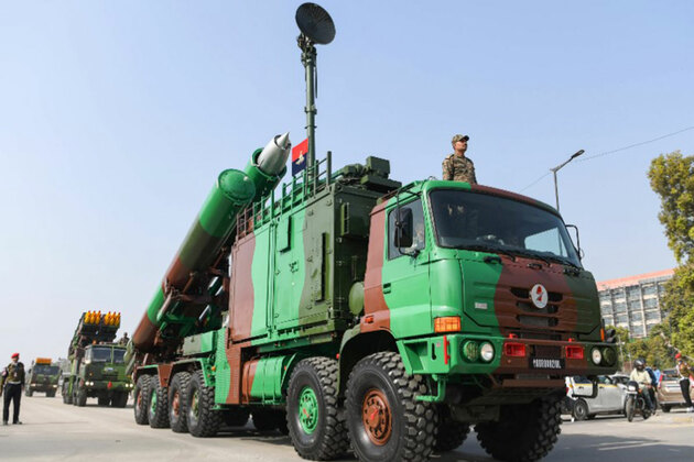 Indian Army, Air Force to get 800 Km strike range BrahMos supersonic cruise missiles