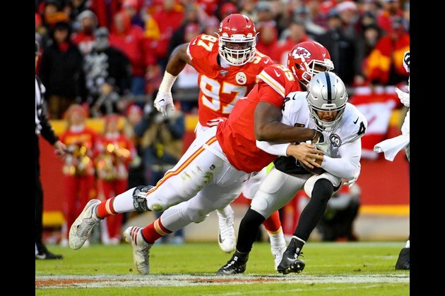 Chiefs' Jones, Titans' Humphries active for AFC title game