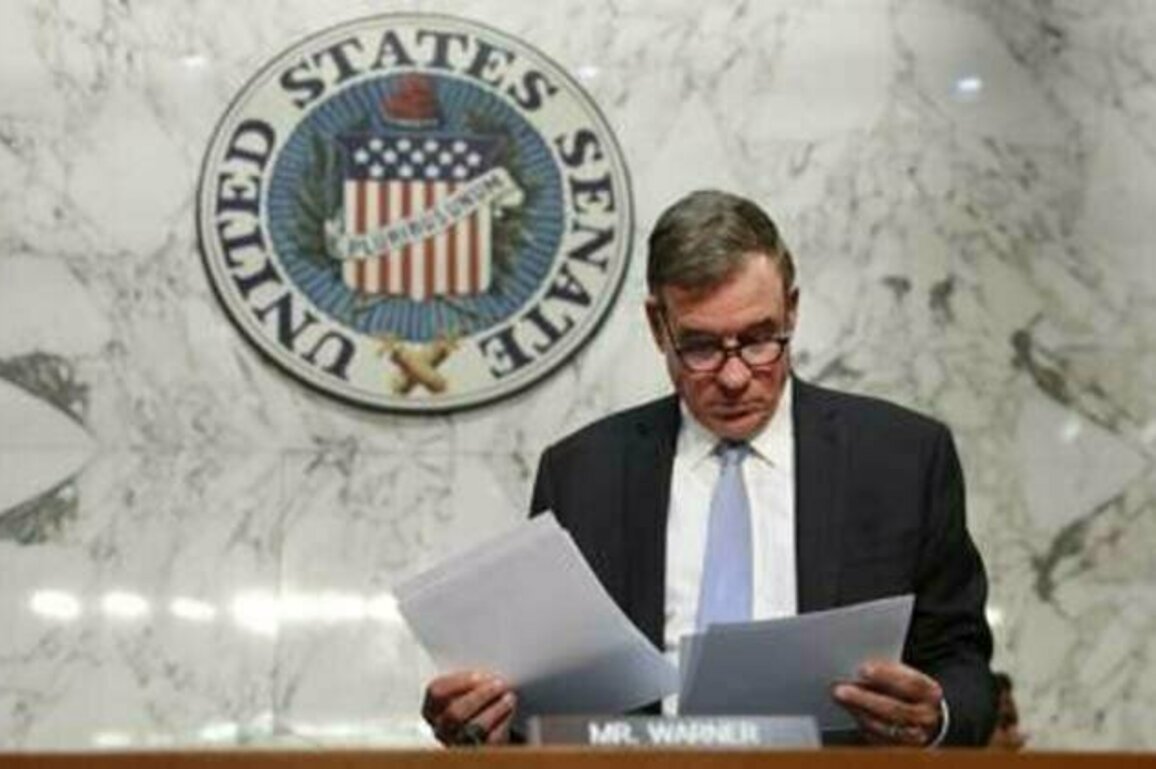 US intel has no evidence Iran building nuclear weapon - top Democrat