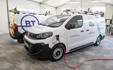 BT、3,500台の電気自動車の画期的な注文で前進