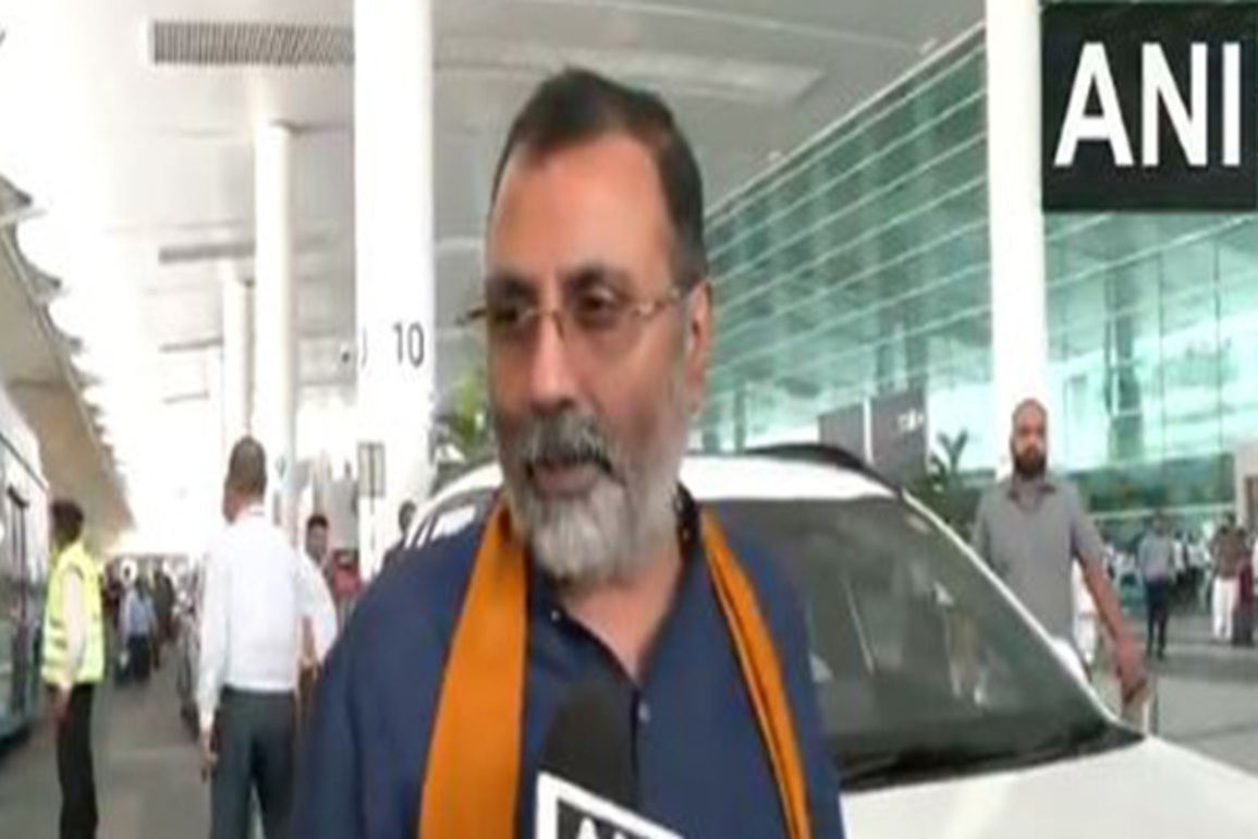 "Whether Siddaramaiah is patriot or a traitor...": BJP MP Nishikant Dubey attacks Karnataka CM