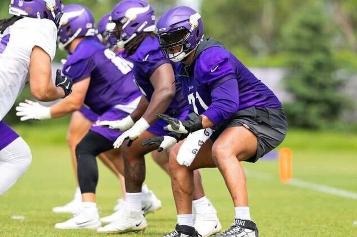 Vikings Receiver Depth; 'Great Spring' for Christian Darrisaw