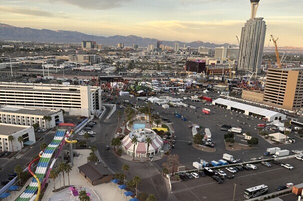 The Festival Lot fills