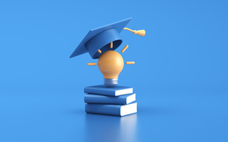 More than 100 Chartered and Fellow PFS members graduate
