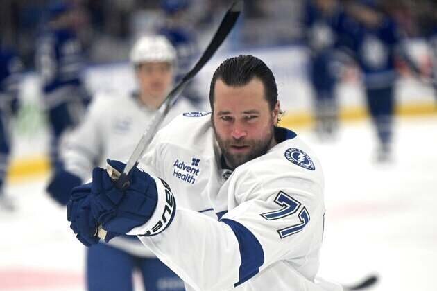 Lightning coach: Victor Hedman 'doubtful' to play in first round