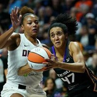 Rhyne Howard, Dream pull away late to defeat Sun