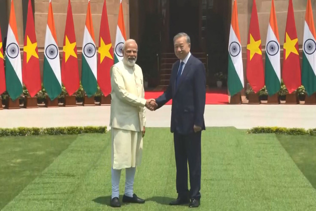 PM Modi meets Vietnam President To Lam at Hyderabad House in Delhi