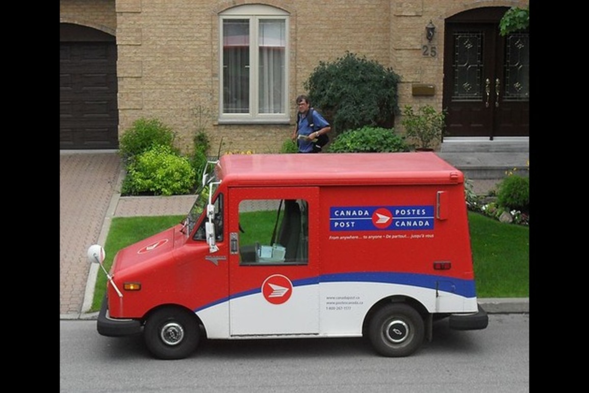 Labour unrest at Canada Post drives retailers to private rivals