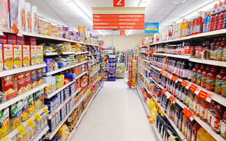 UK retail sales plummet in December as Omicron sweeps nation