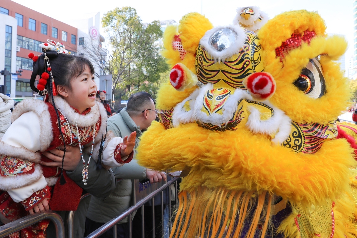 #CHINA-SPRING FESTIVAL-FOLK ACTIVITIES (CN)