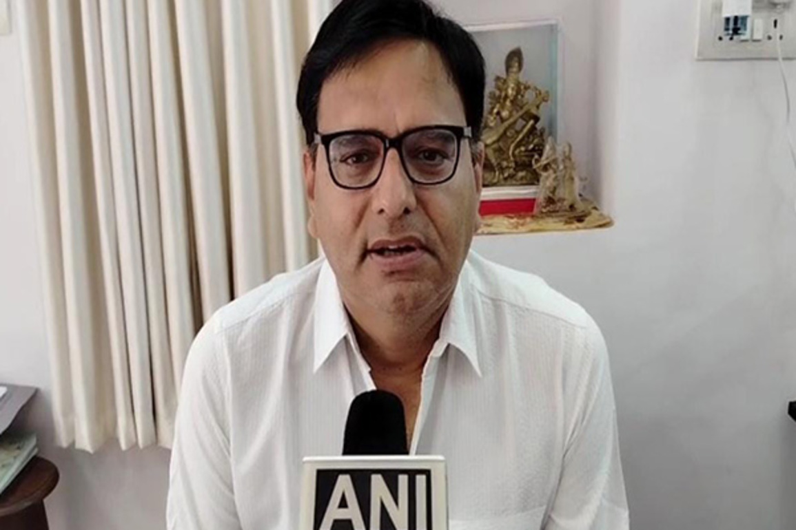 Around 43 Voter ID cards found near Union Minister Virendra Kumar's residence in MP's Tikamgarh, Collector orders probe