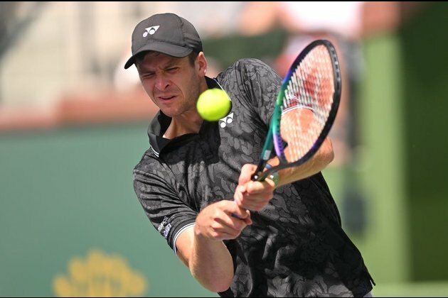 Hubert Hurkacz wins 3 1/2-hour match in Miami Open