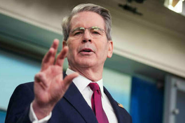 US Treasury chief calls for review of Fed for 'many mistakes' (VIDEO)