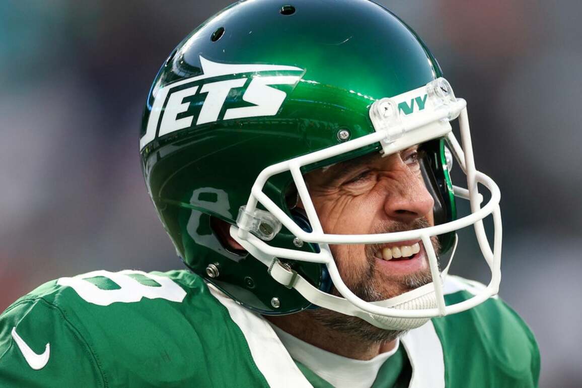 Aaron Rodgers to the Vikings&quest; Fans share thoughts on possible QB moves