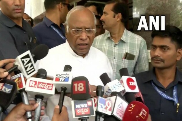 "Left up to state government": Mallikarjun Kharge amid chaos over Karnataka's caste survey report