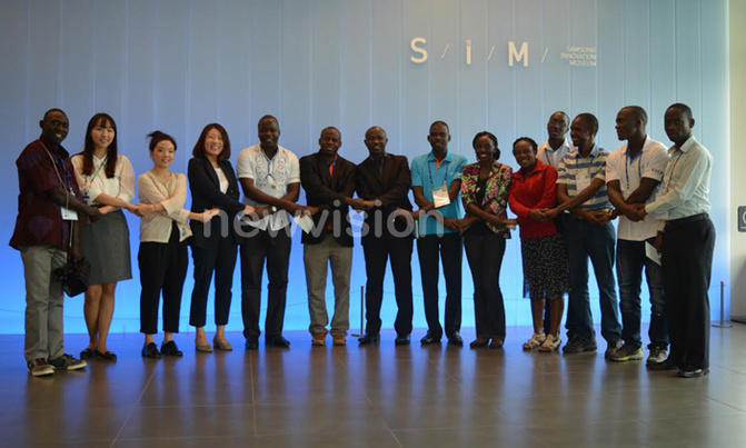 Pakasa winners visit Samsung in South Korea Pakasa winners visit Samsung in South Korea