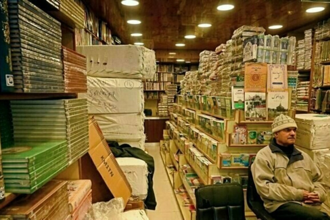 Indian police seize books by Islamic scholar in Kashmir