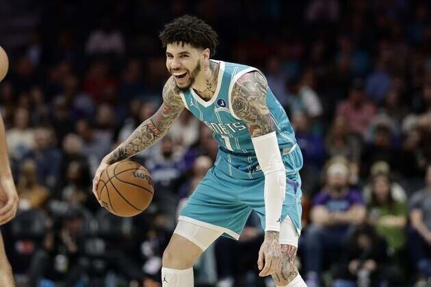 Streaking Hornets see opportunity against lowly Kings