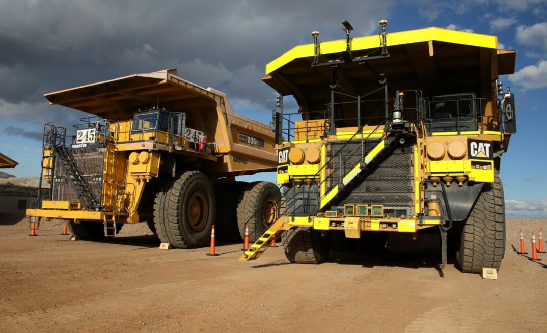 Caminhões autônomos da Caterpillar/Divulgação