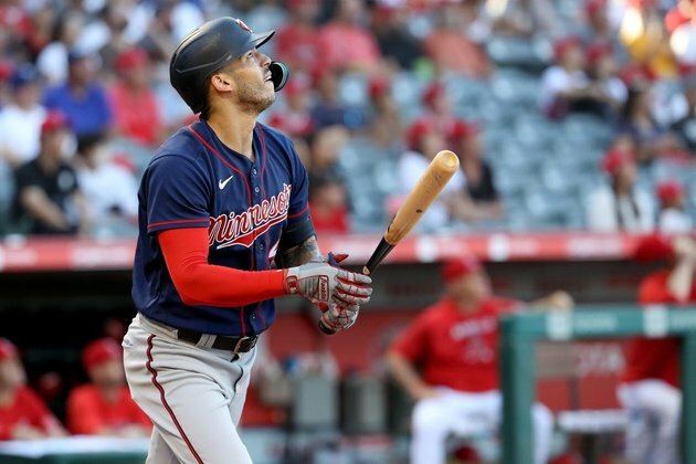 Twins' Carlos Correa looks to end L.A. stay with win vs. Angels