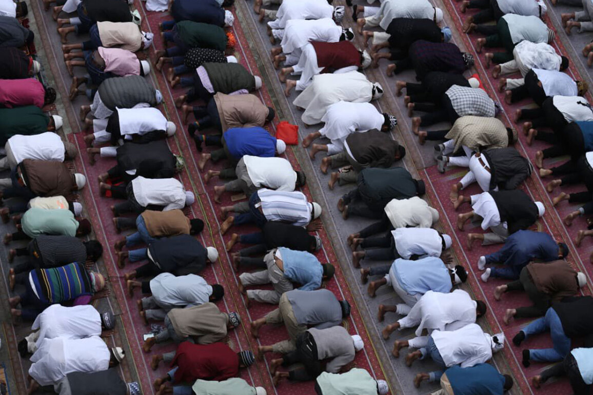 Hundreds gather in Nepal to celebrate Eid-Al-Fitr, offering mass Namaz