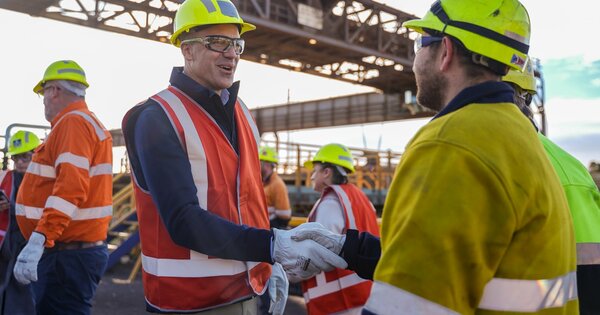 Whyalla Steelworks sales process begins with 'strong early interest'