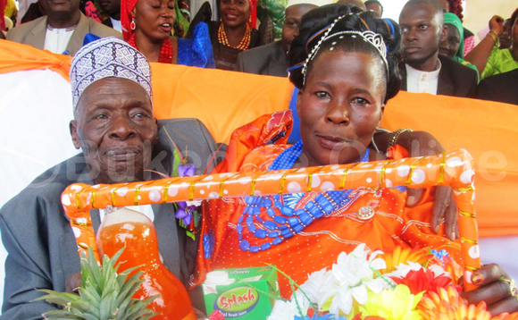 Katongole ne munne Nalubega nga bamema . EBIFAANANYI BYA PHIONA NANNYOMO Katongole ne munne Nalubega nga bamema . EBIFAANANYI BYA PHIONA NANNYOMO