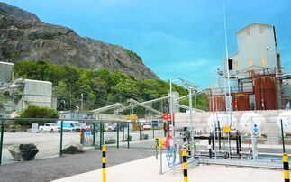 'UK first': Heidelberg Materials completes hydrogen fuelled asphalt production