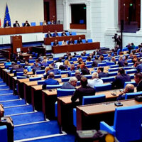 Bulgarias Zhelyazkov Government Survives Fourth No-Confidence Vote
