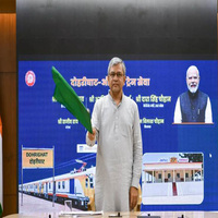 Union Railways Minister Ashwini Vaisnaw virtually flags off Dohrighat-Aunrihar passenger train