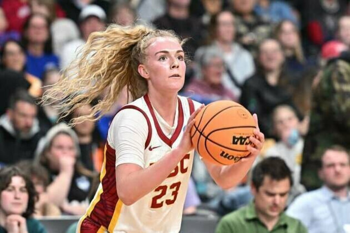 Women's Top 25 roundup: No. 22 Washington squashes Southern