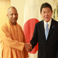 CM Yogi holds talks on strengthening ties with Japan FM; invites Japanese firms to invest in UP