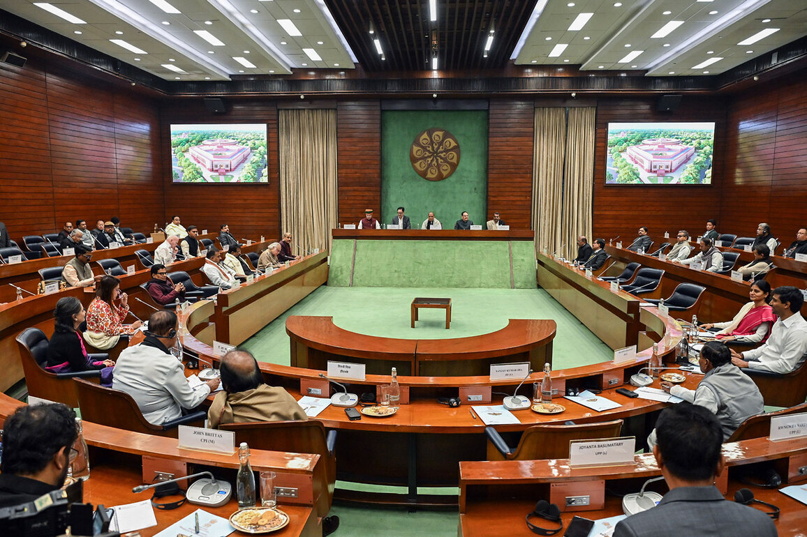 All-party meeting on West Asia crisis begins