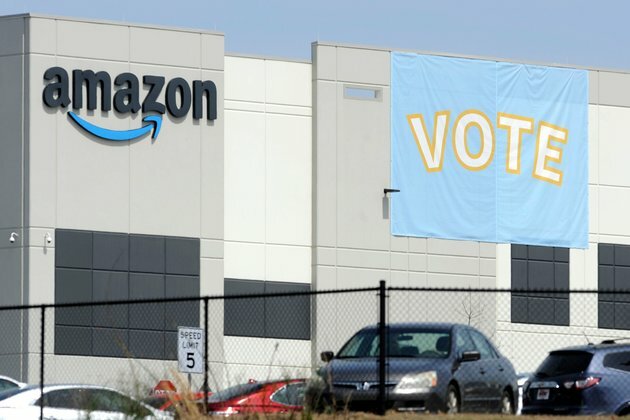 Amazon Workers Appear to Reject Unionization Push in Alabama