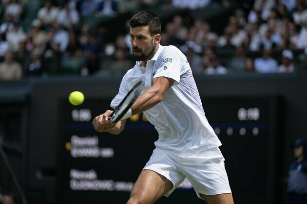Djokovic reaches third round at Wimbledon for record 19th time