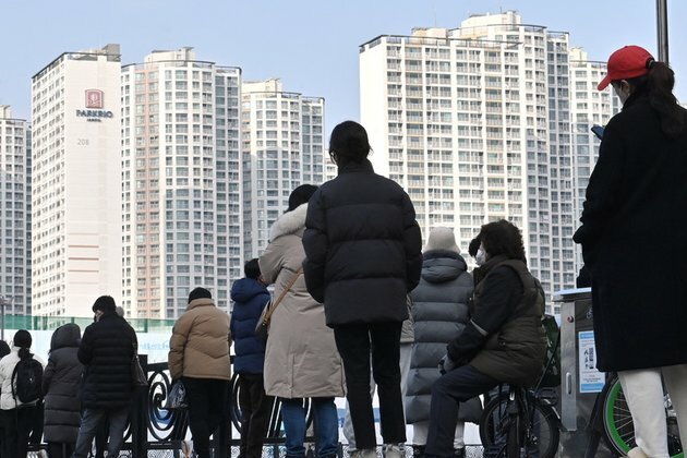 South Korea&#039;s Covid spike worst since start of pandemic