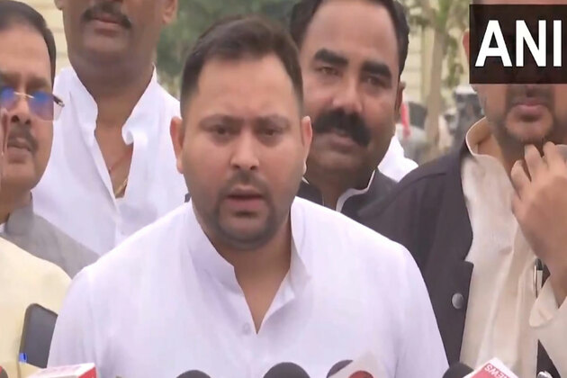 "Nitish Kumar should retire": Tejashwi Yadav slams Bihar CM for talking during national anthem