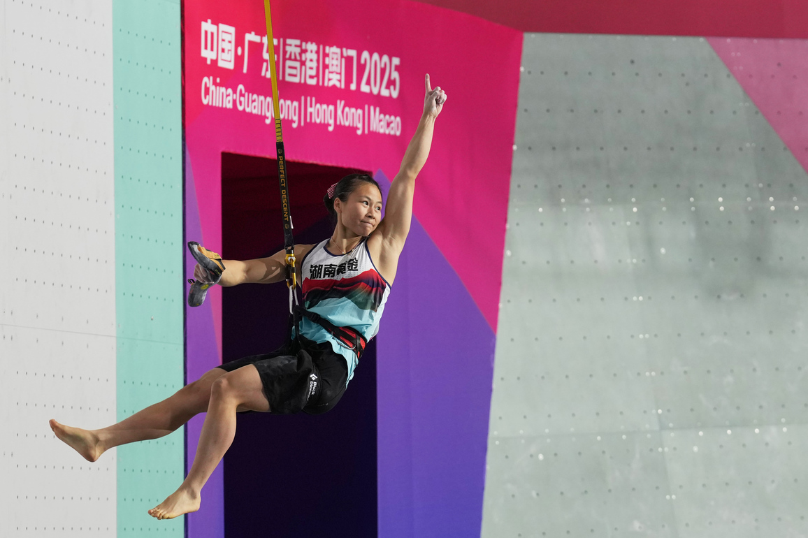 (SP)CHINA-15TH NATIONAL GAMES-SPORT CLIMBING-WOMEN'S SPEED-FINAL(CN)