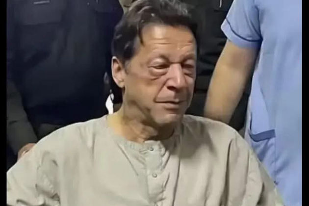 Doctors examine Pakistan’s ex-PM Khan in jail for partial vision loss