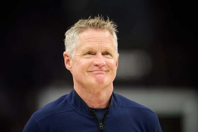 Warriors' Steve Kerr to ponder future for a week or two