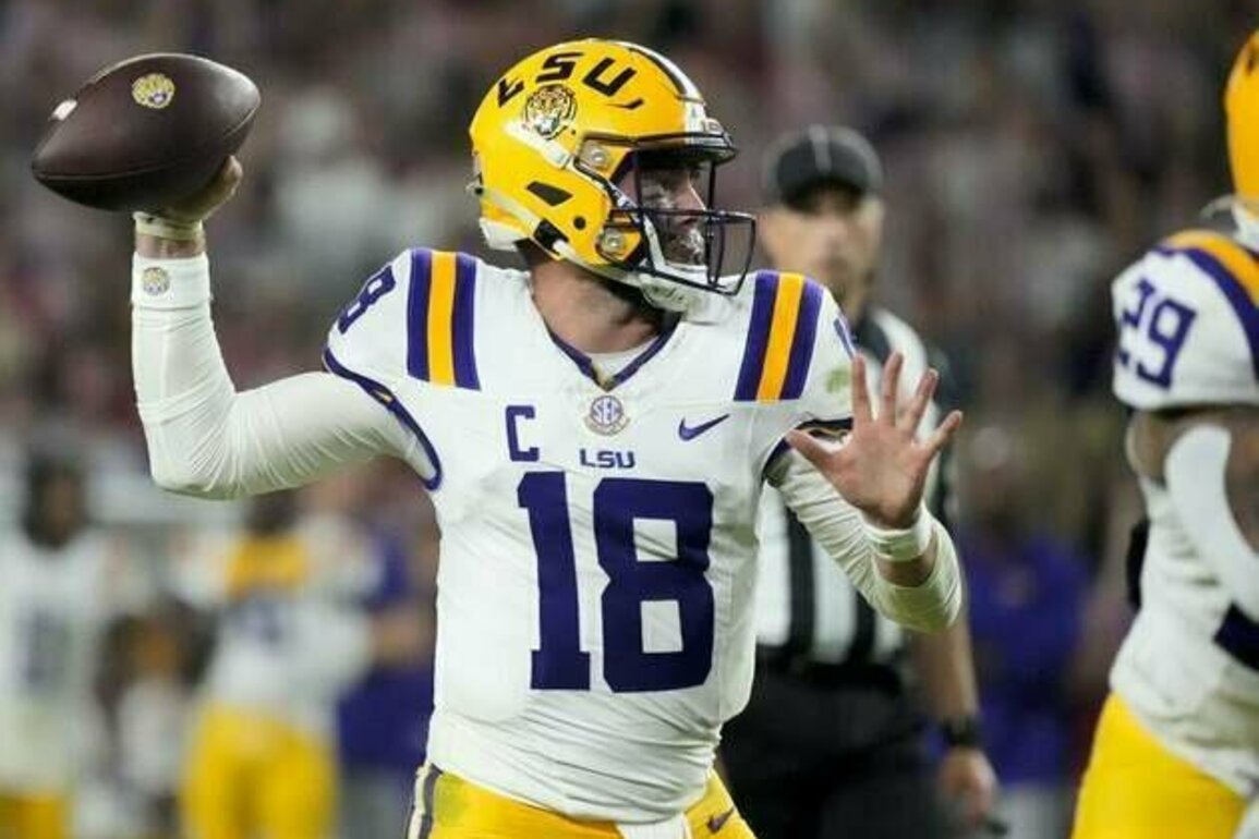 Arkansas prepares for LSU's two-headed QB attack